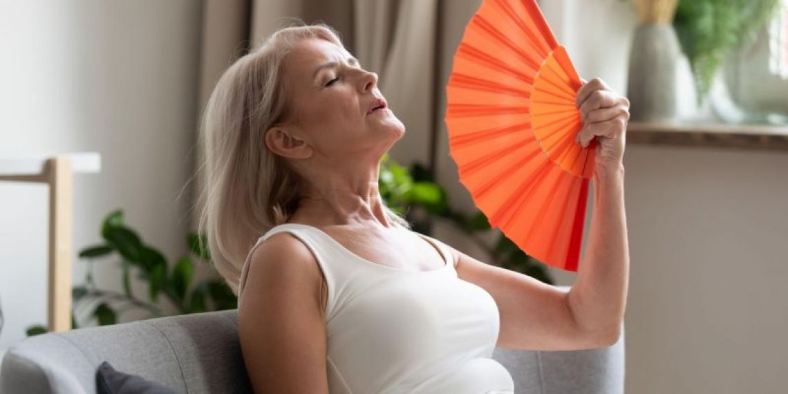 Santé : la ménopause mieux prise en compte en France ?