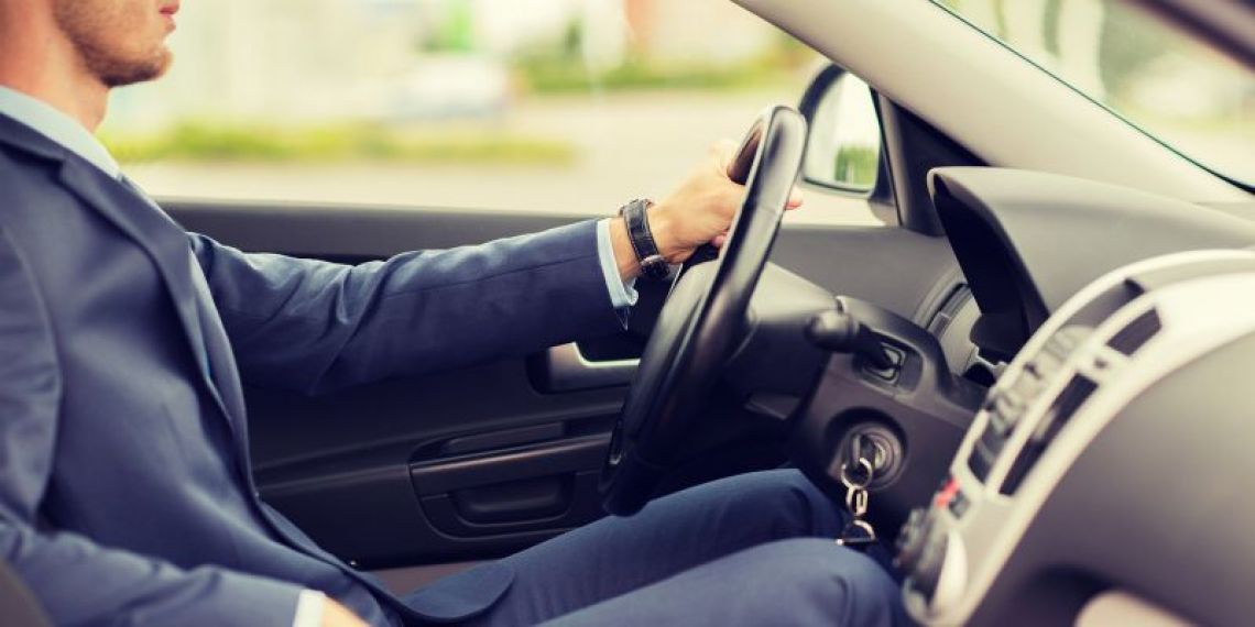 Face à l’envolée des prix du carburant, l’exécutif augmente le barème de l’indemnité kilométrique