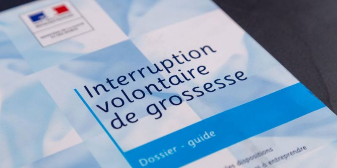 Inscription de l’IVG dans la Constitution : comment serez-vous remboursée ?