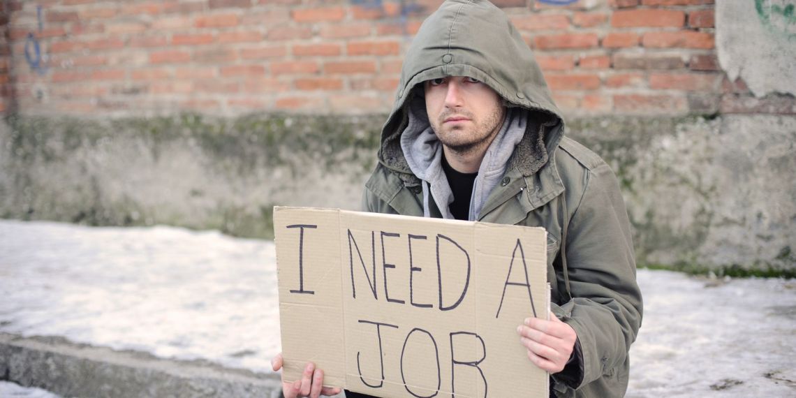 Covid-19 : le taux de chômage bondit à 9 % au troisième  trimestre 2020