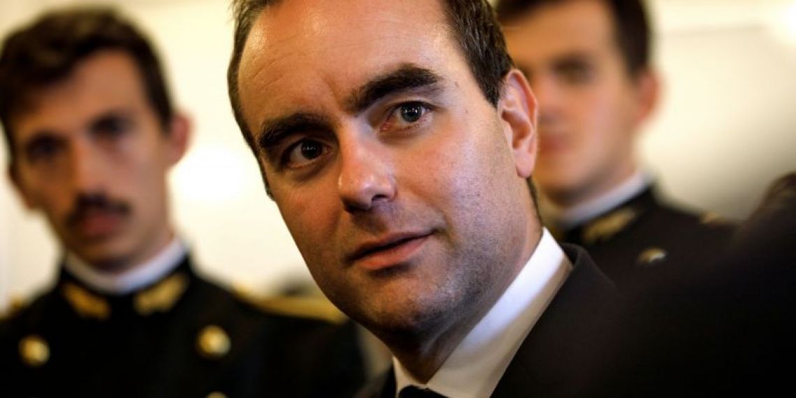 Sébastien Lecornu invite les syndicats à s’emparer de « cinq thèmes sociaux » dans un climat de tension générale