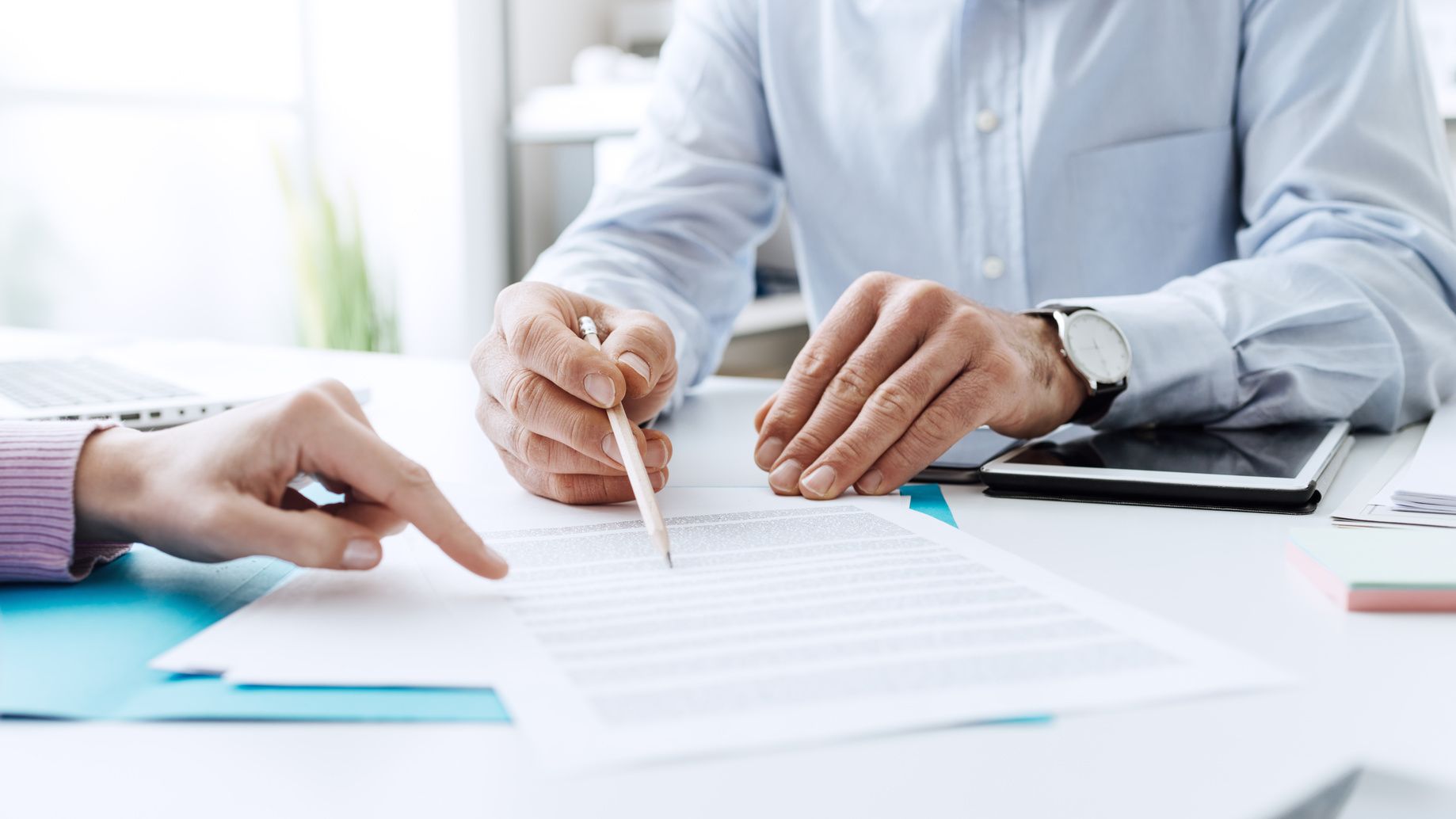 Complémentaire santé d’entreprise : tout savoir sur les dispenses d’adhésion des salariés